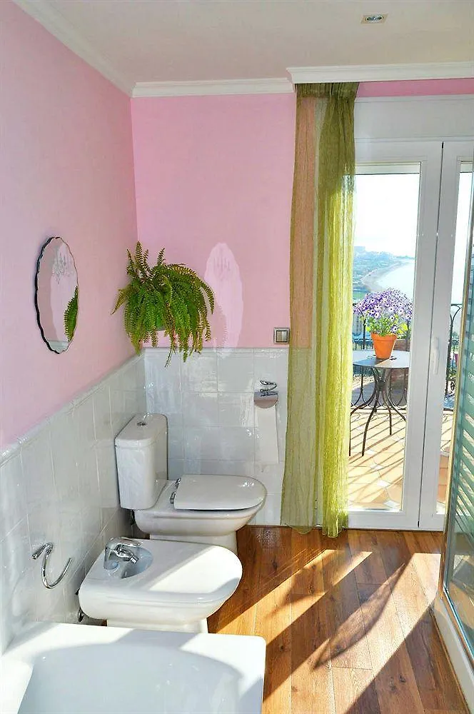 Welcome Inn Nerja Guest House Luxury Bed & Breakfast 3*,  Spain