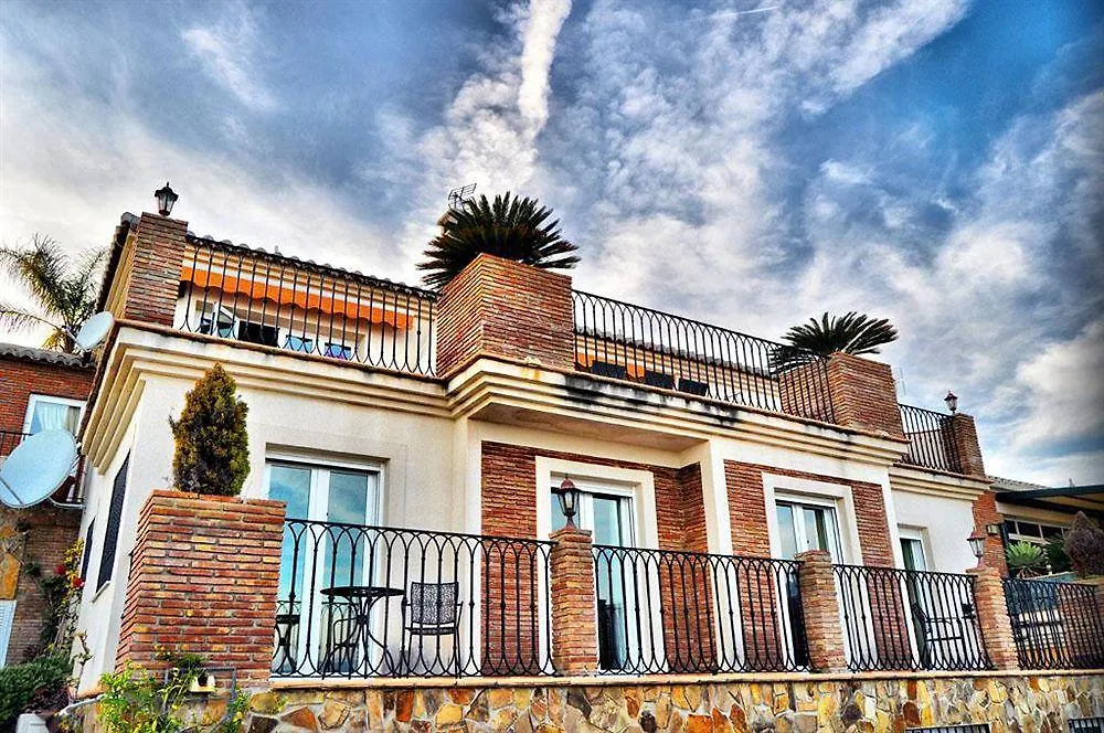 Welcome Inn Nerja Guest House Luxury Bed & Breakfast 3*,  Spain
